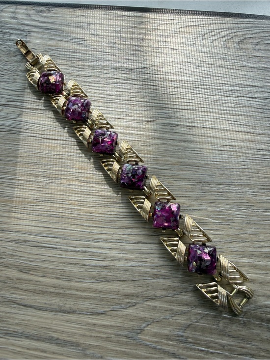 Coro Jewelry - Vintage Coro Gold-Tone Bracelet with Purple  Lucite Confetti Stones